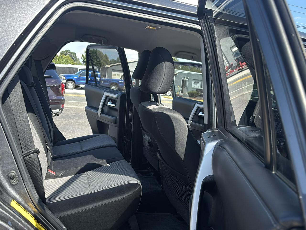 Toyota 4Runner 4WD 4dr V6 Trail Premium (Natl) 2015