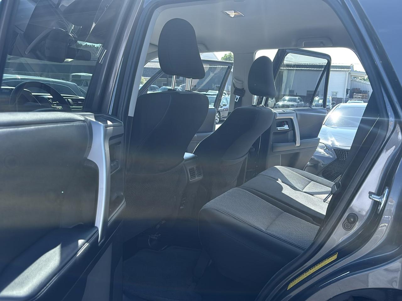Toyota 4Runner 4WD 4dr V6 Trail Premium (Natl) 2015