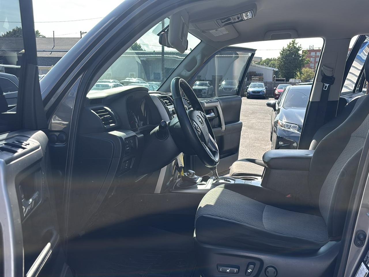 Toyota 4Runner 4WD 4dr V6 Trail Premium (Natl) 2015