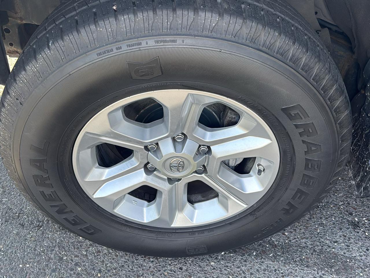 Toyota 4Runner 4WD 4dr V6 Trail Premium (Natl) 2015