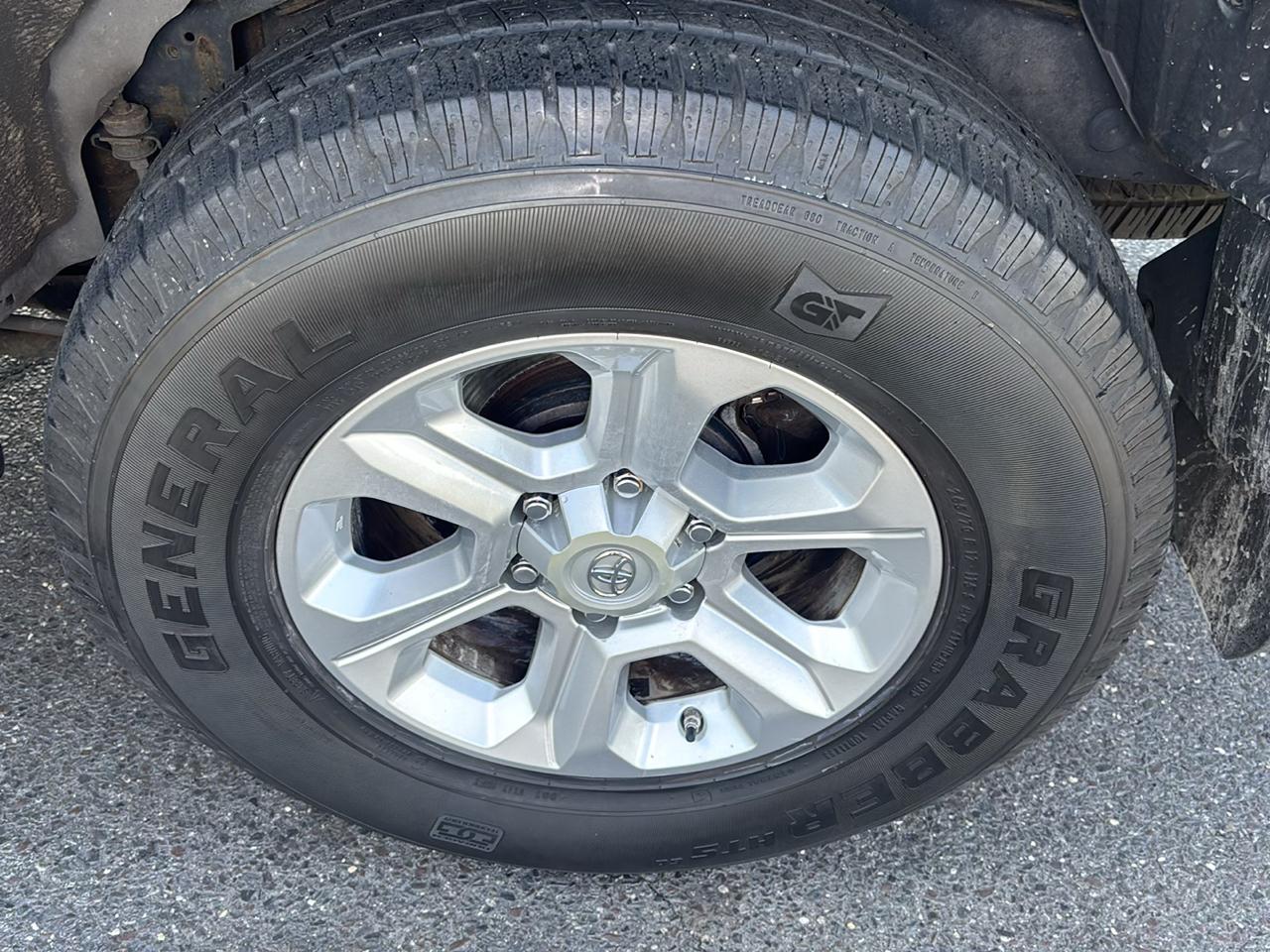 Toyota 4Runner 4WD 4dr V6 Trail Premium (Natl) 2015