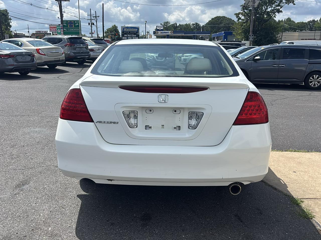 Honda Accord Sdn EX-L AT with NAVI 2006