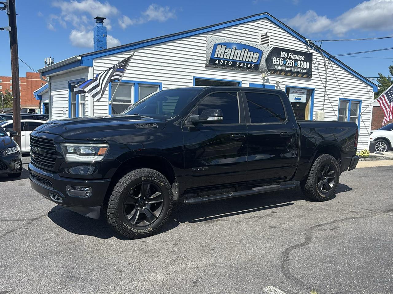 RAM 1500 Big Horn 4x2 Crew Cab 5'7" Box 2021
