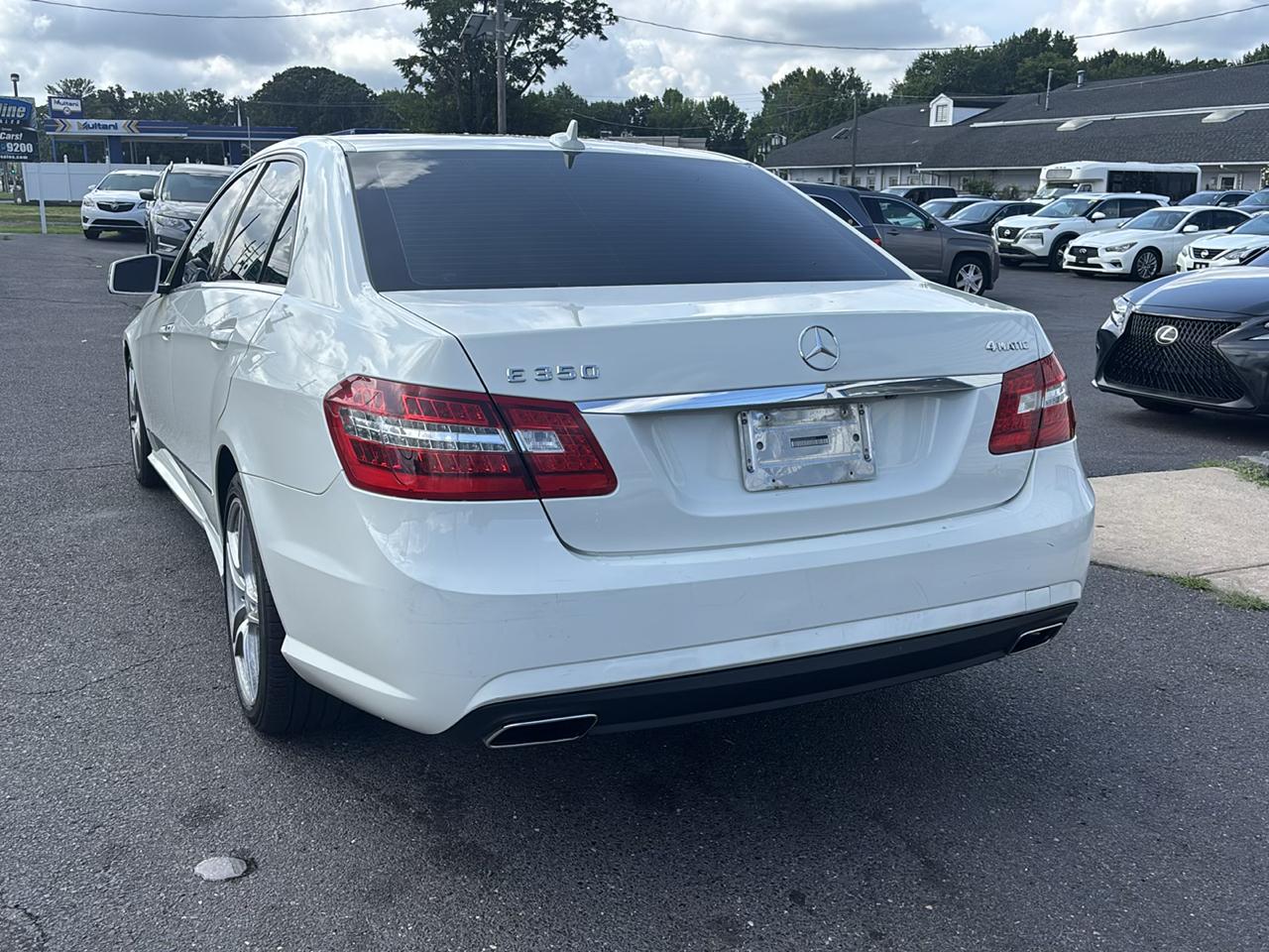 Mercedes-Benz E-Class 4dr Sdn E 350 Sport 4MATIC 2011