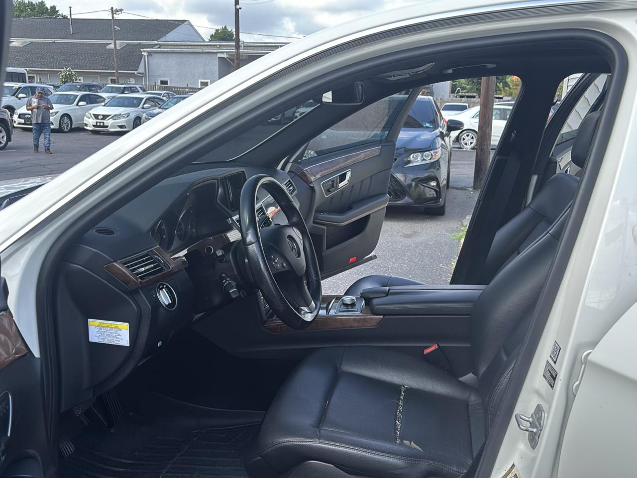 Mercedes-Benz E-Class 4dr Sdn E 350 Sport 4MATIC 2011