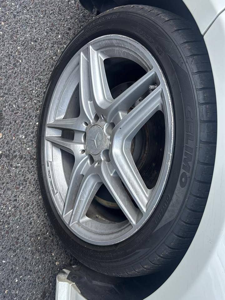 Mercedes-Benz E-Class 4dr Sdn E 350 Sport 4MATIC 2011