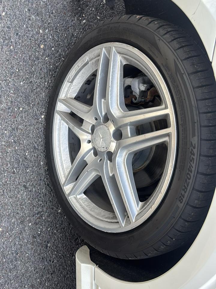 Mercedes-Benz E-Class 4dr Sdn E 350 Sport 4MATIC 2011