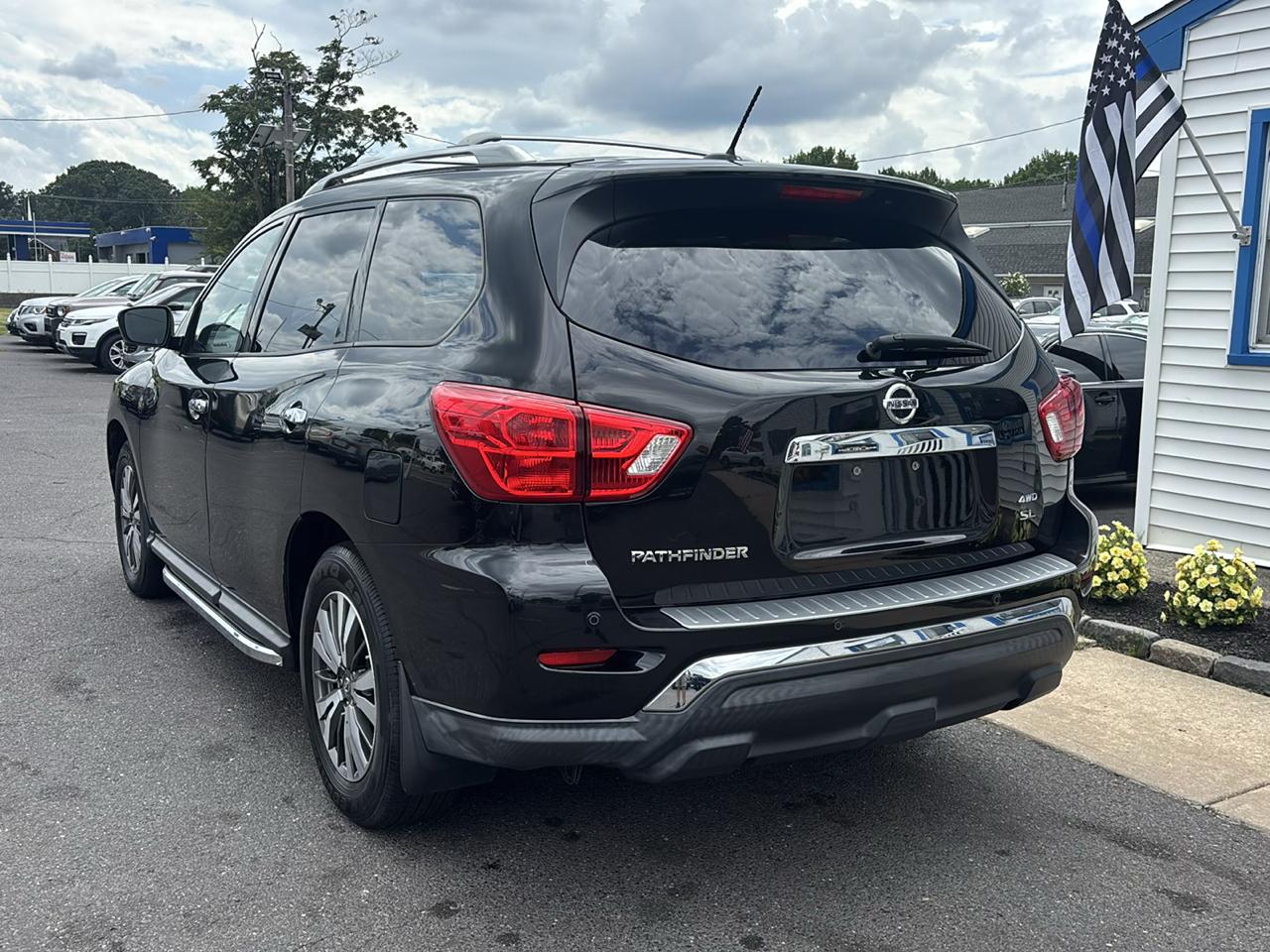 Nissan Pathfinder 4x4 SL 2018