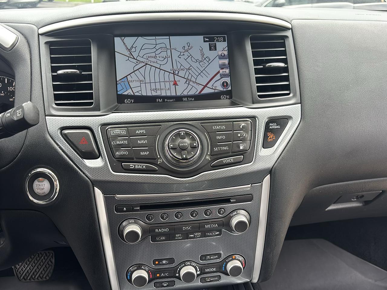 Nissan Pathfinder 4x4 SL 2018
