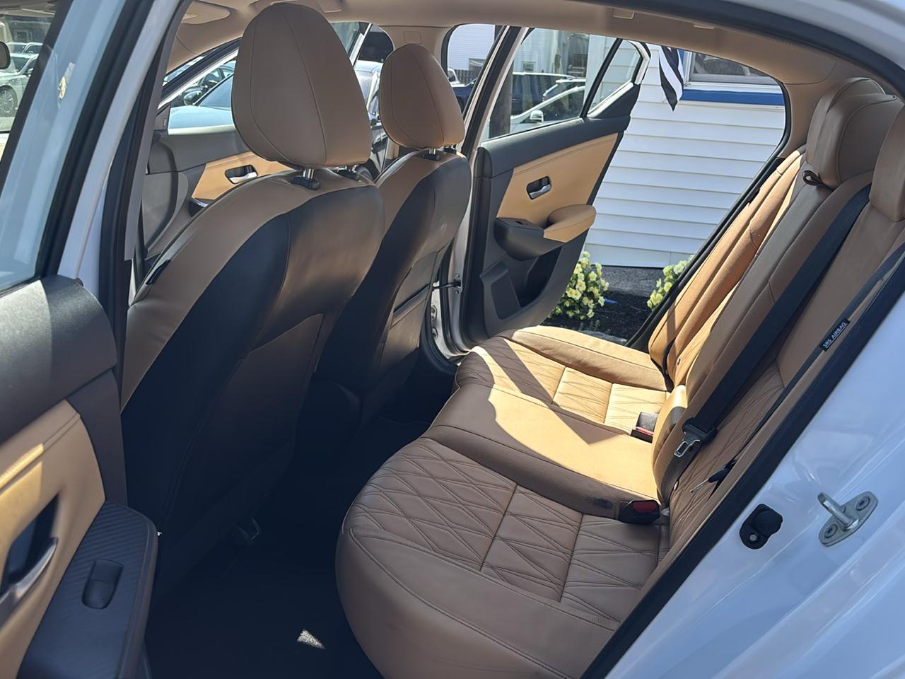 Nissan Sentra SV CVT 2020