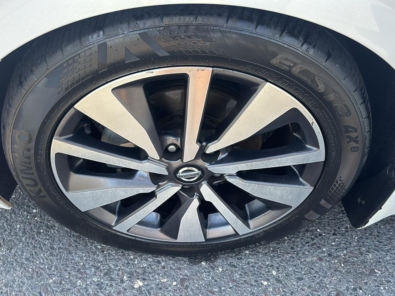 Nissan Sentra SV CVT 2020