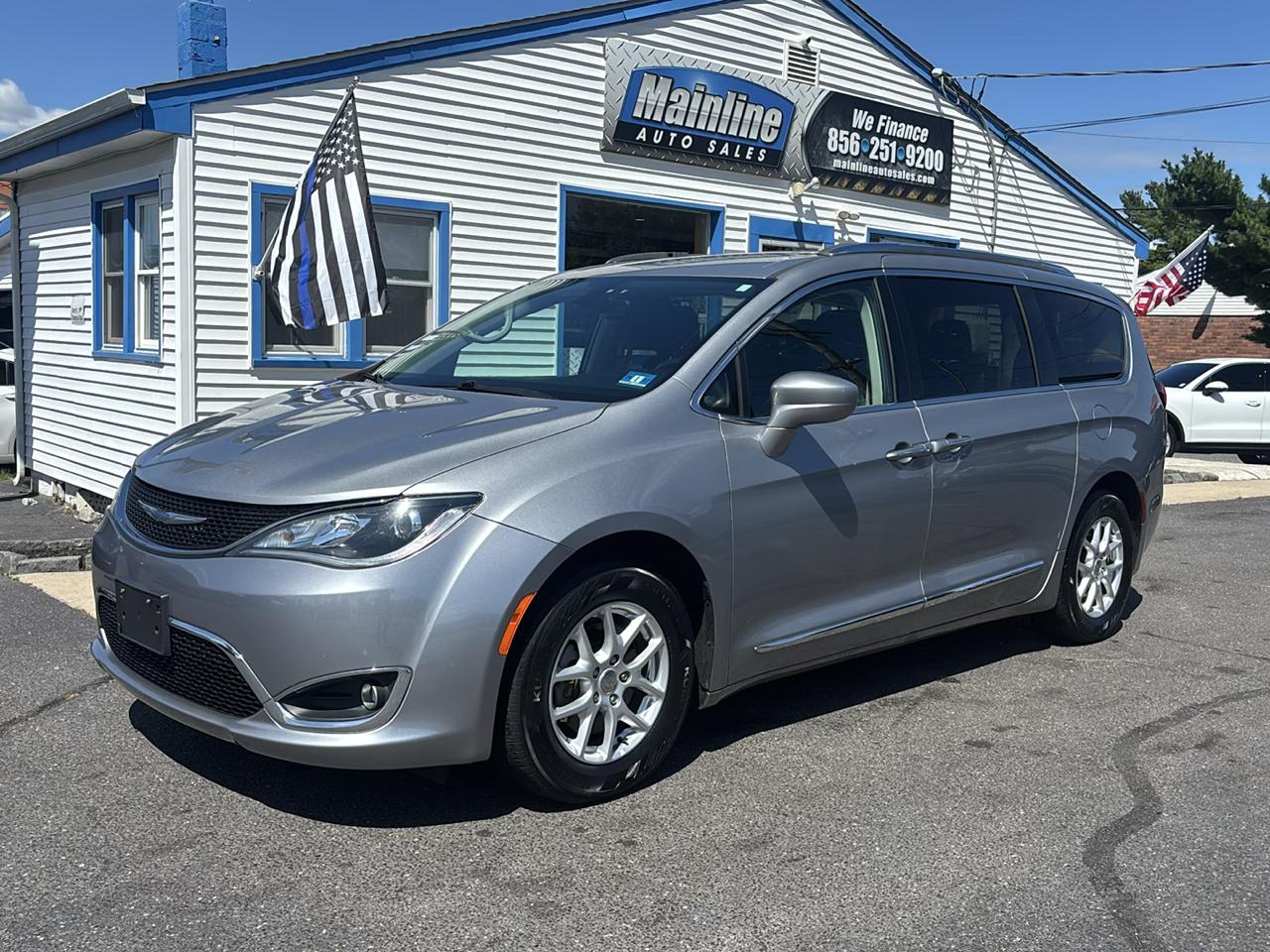 Chrysler Pacifica Touring L FWD 2020