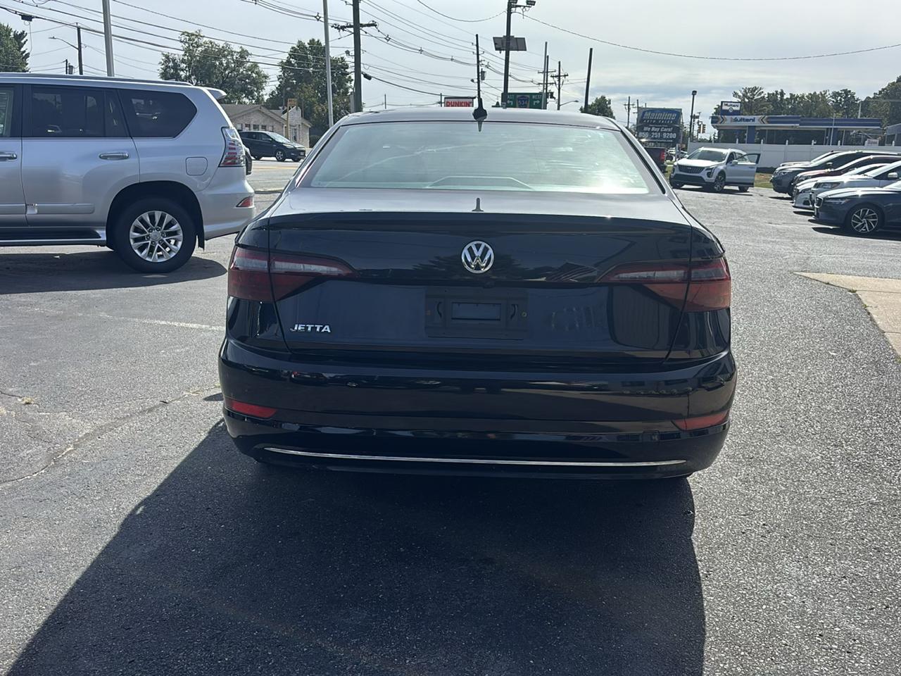 Volkswagen Jetta R-Line Auto 2021