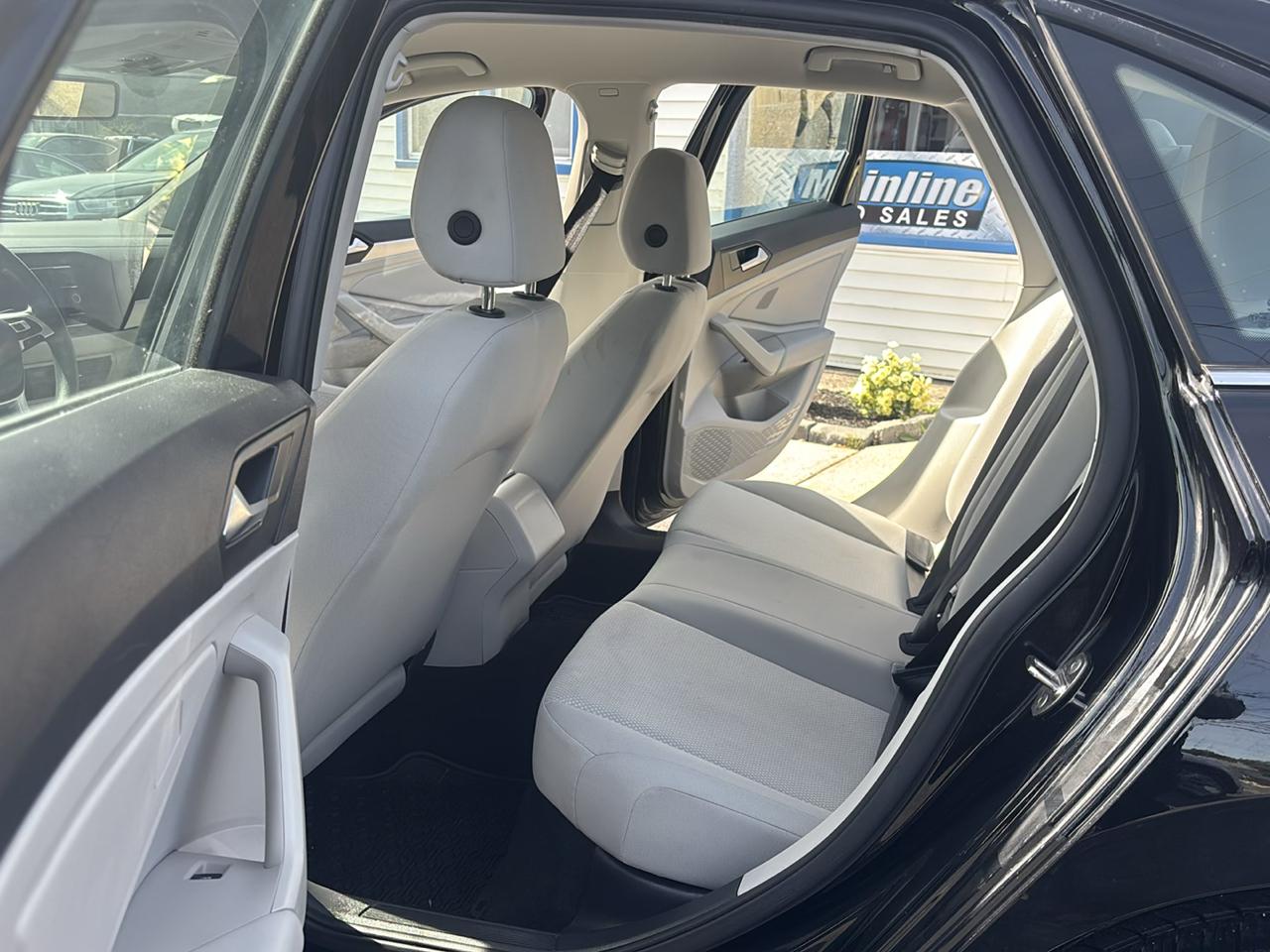 Volkswagen Jetta R-Line Auto 2021