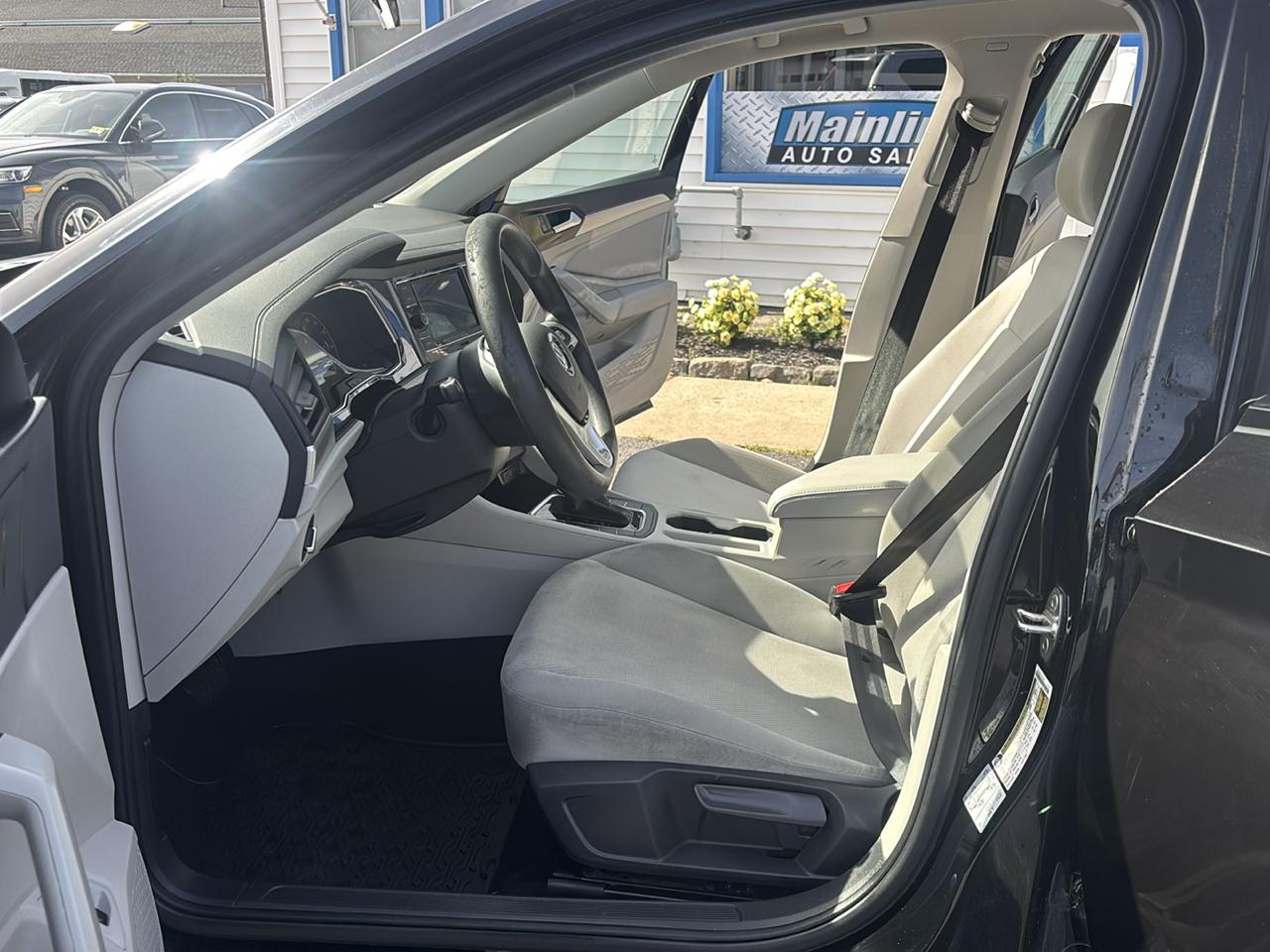 Volkswagen Jetta R-Line Auto 2021