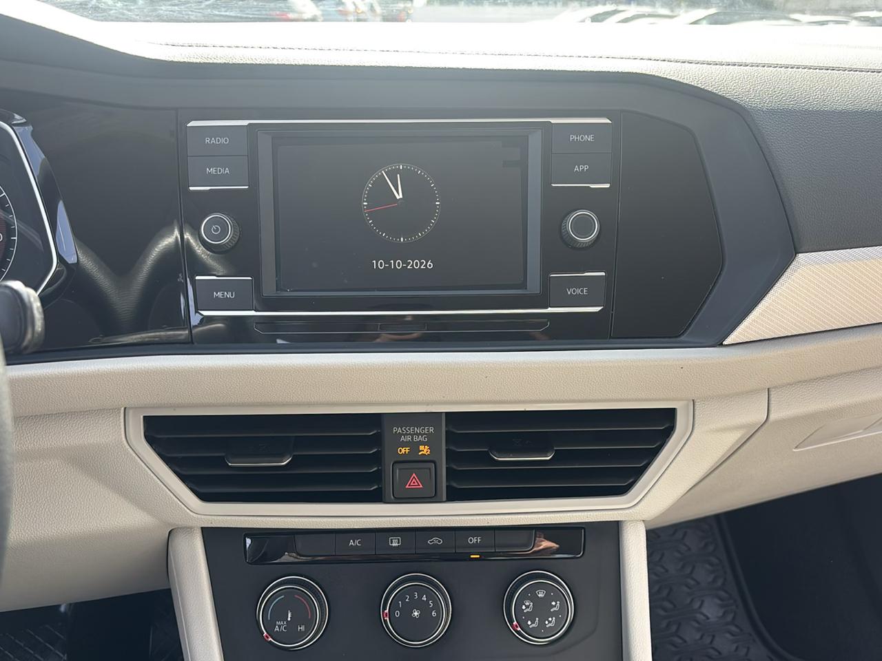 Volkswagen Jetta R-Line Auto 2021