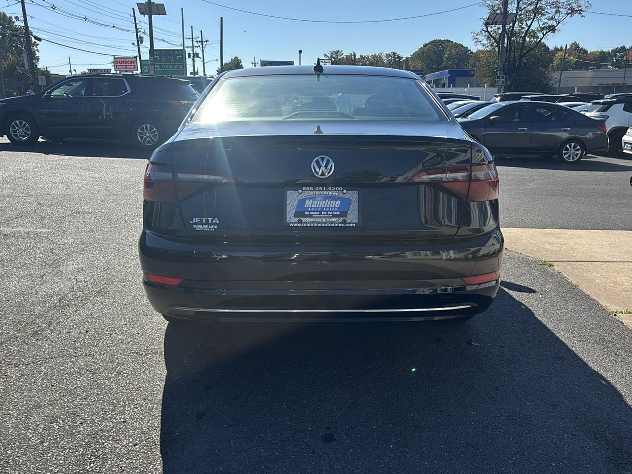Volkswagen Jetta S 4D Sedan 2021