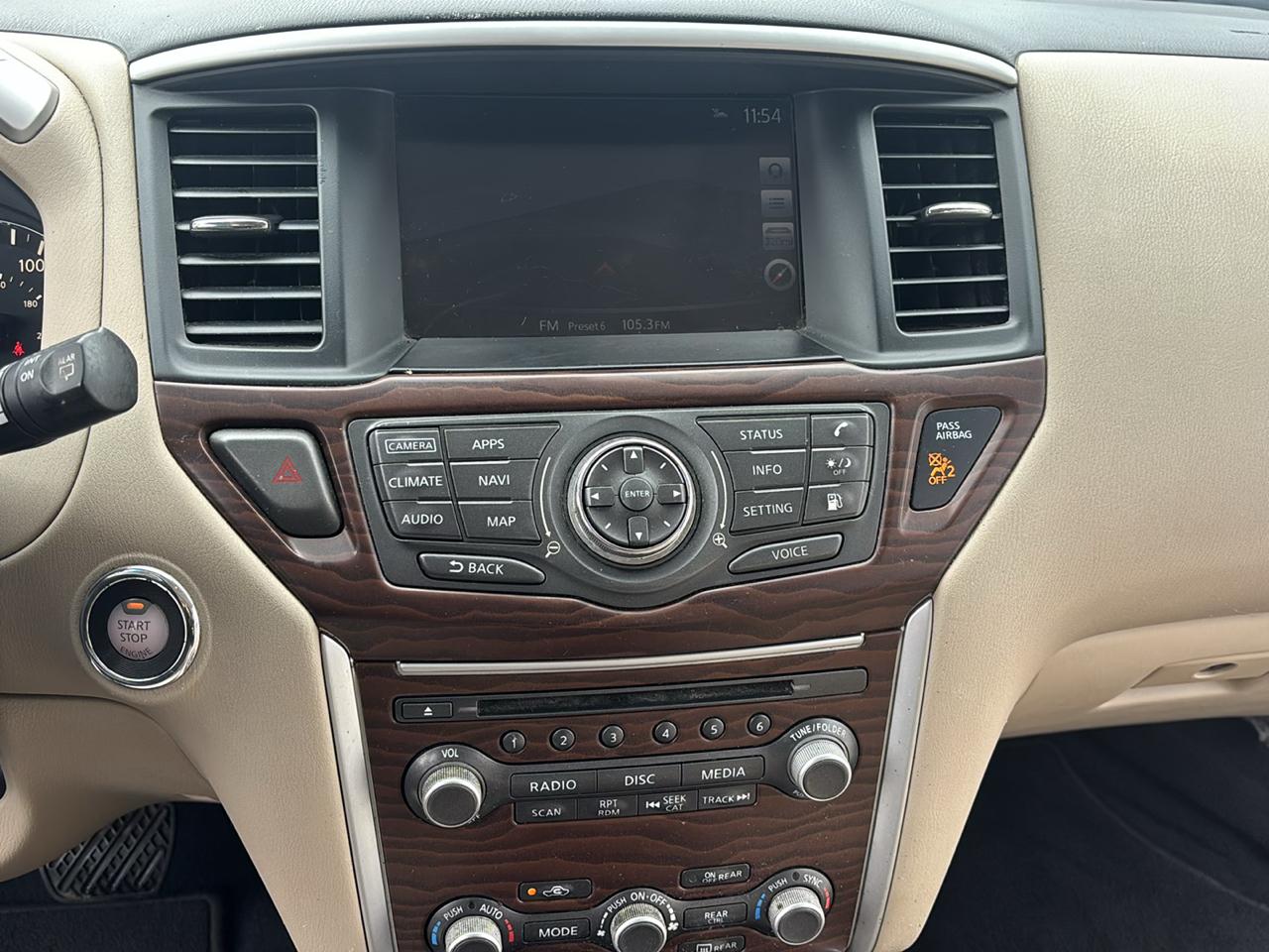 Nissan Pathfinder 4x4 Platinum 2020