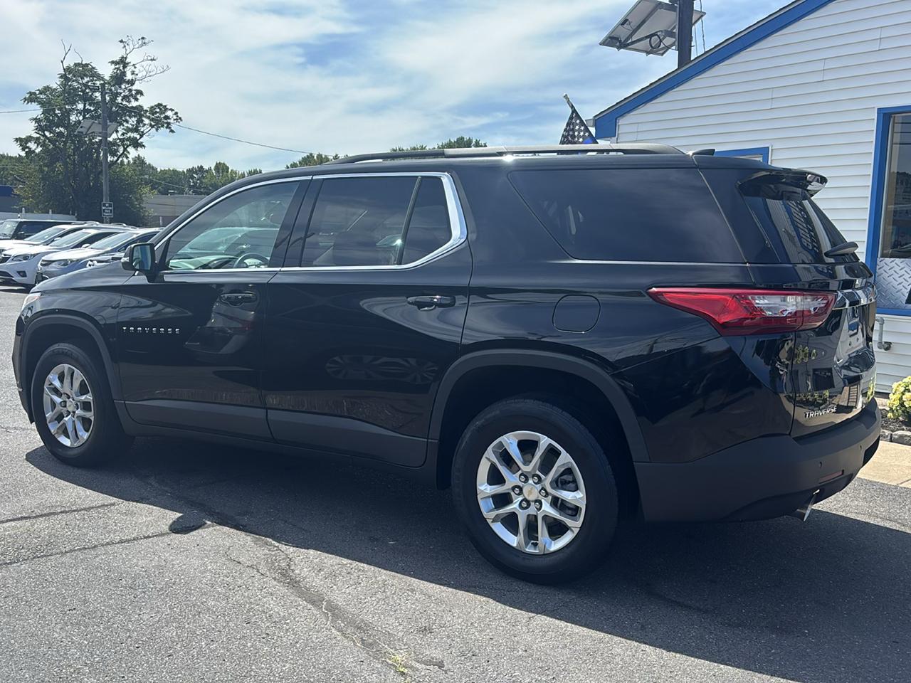 Chevrolet Traverse FWD 4dr LT Cloth w/1LT 2021