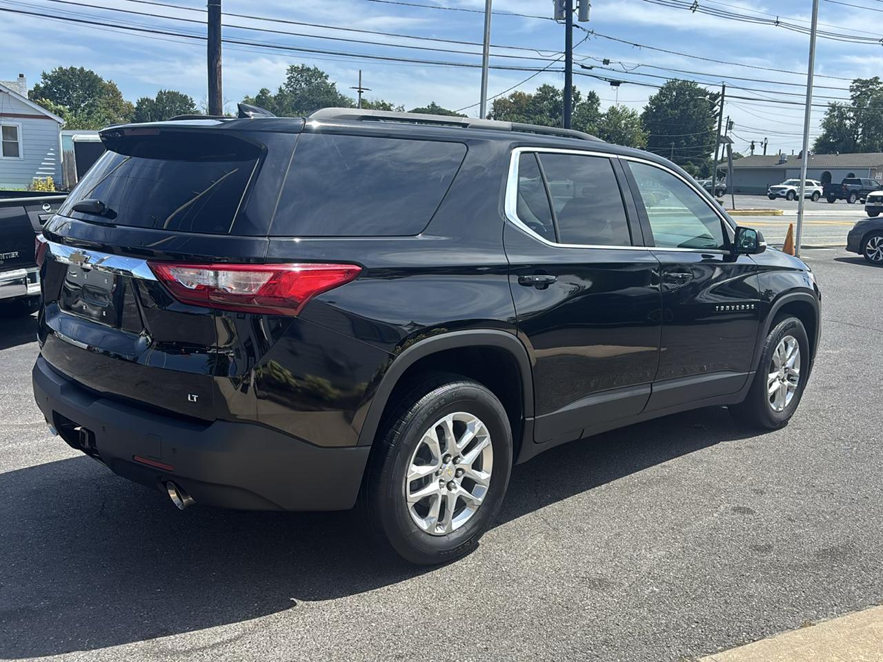 Chevrolet Traverse FWD 4dr LT Cloth w/1LT 2021