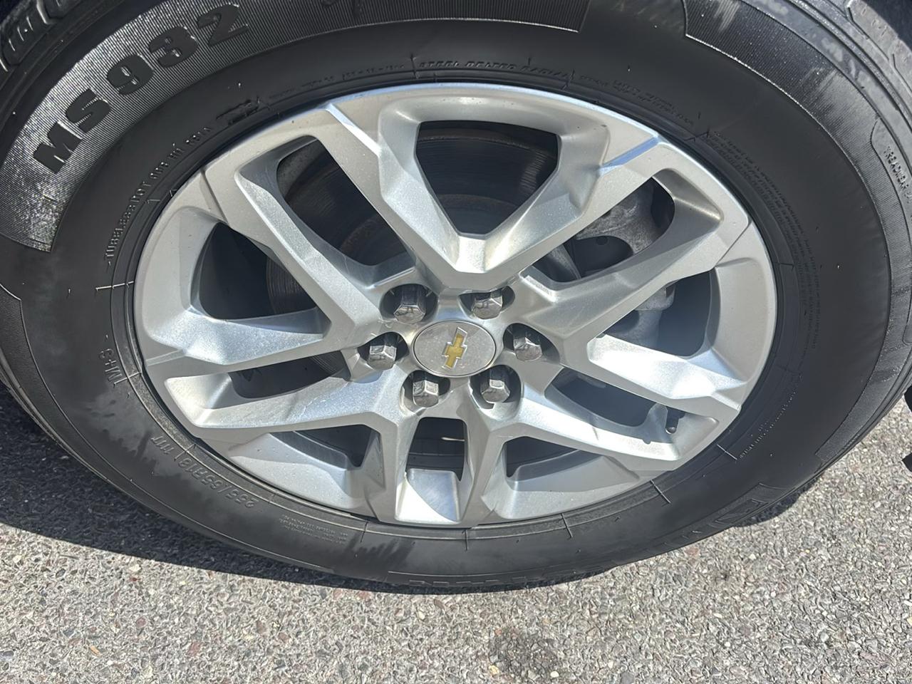 Chevrolet Traverse FWD 4dr LT Cloth w/1LT 2021