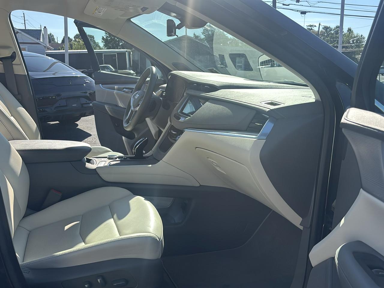 Cadillac XT5 AWD 4dr Premium Luxury 2024