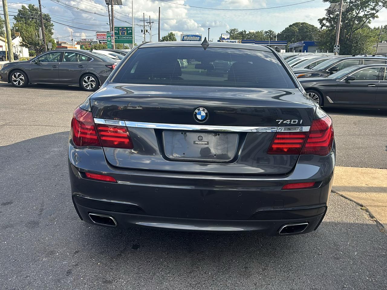 BMW 7 Series 4dr Sdn 740i RWD 2014