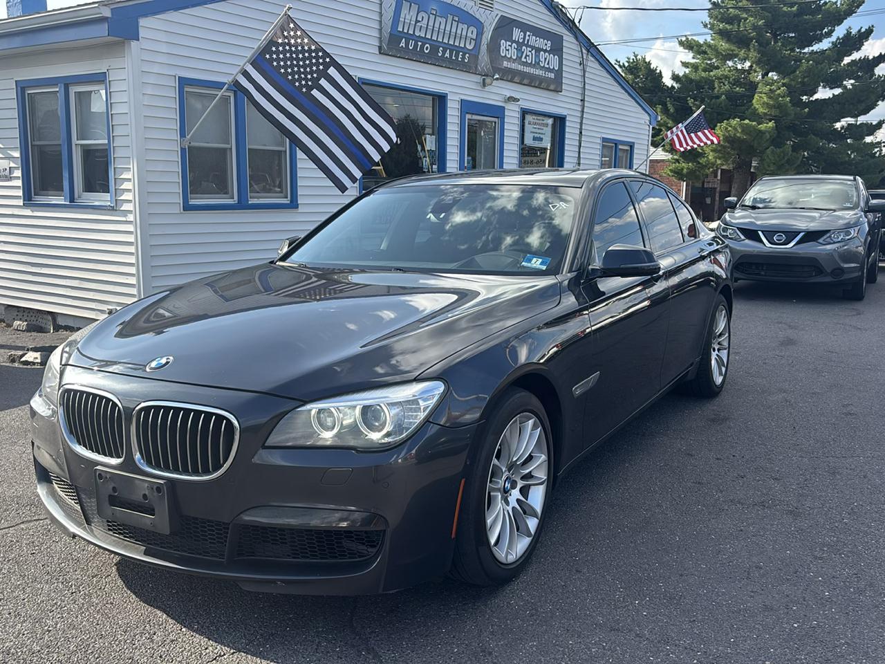 BMW 7 Series 4dr Sdn 740i RWD 2014