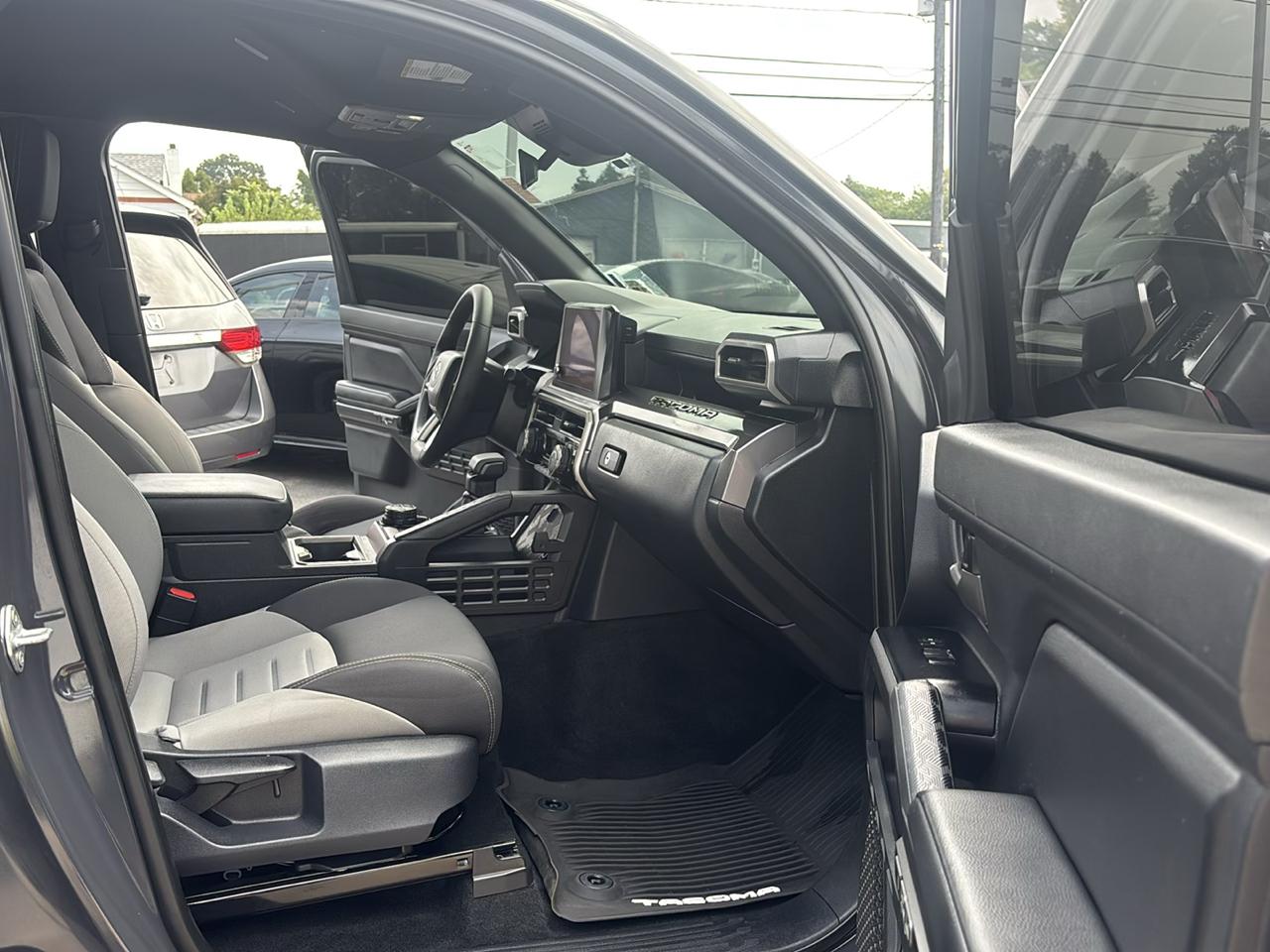 Toyota Tacoma 4WD TRD Off Road Double Cab 5' Bed MT (Natl) 2025