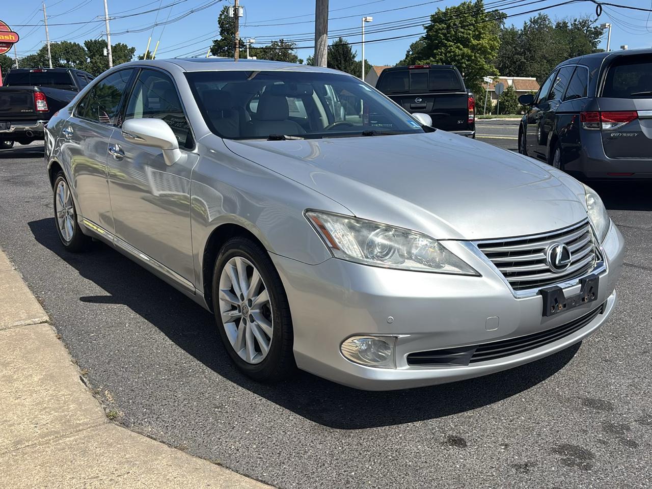 Lexus ES 350 4dr Sdn 2010