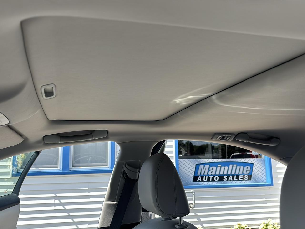 Lexus ES 350 4dr Sdn 2010