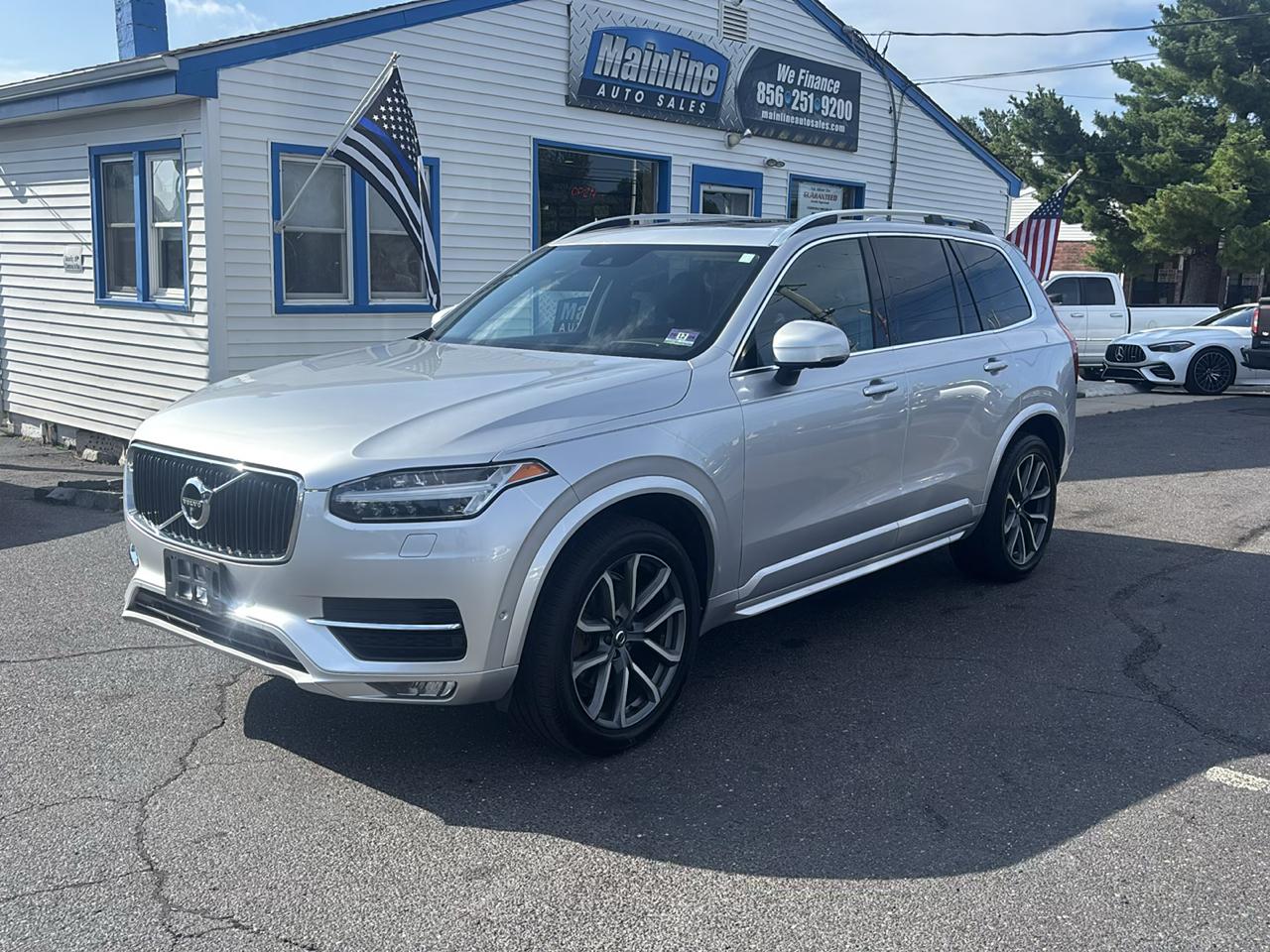 Volvo XC90 T6 AWD 7-Passenger Momentum 2017