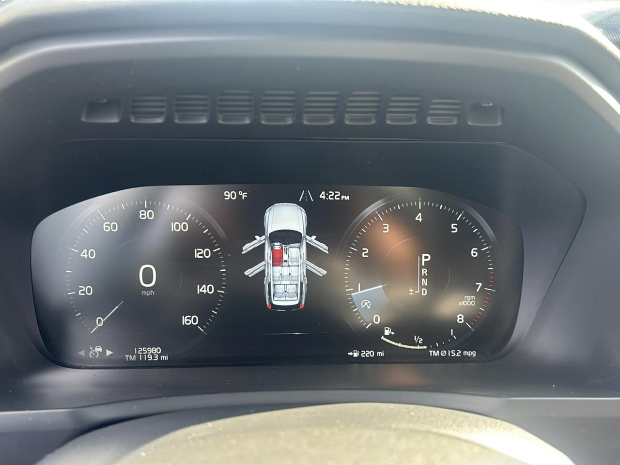 Volvo XC90 T6 AWD 7-Passenger Momentum 2017