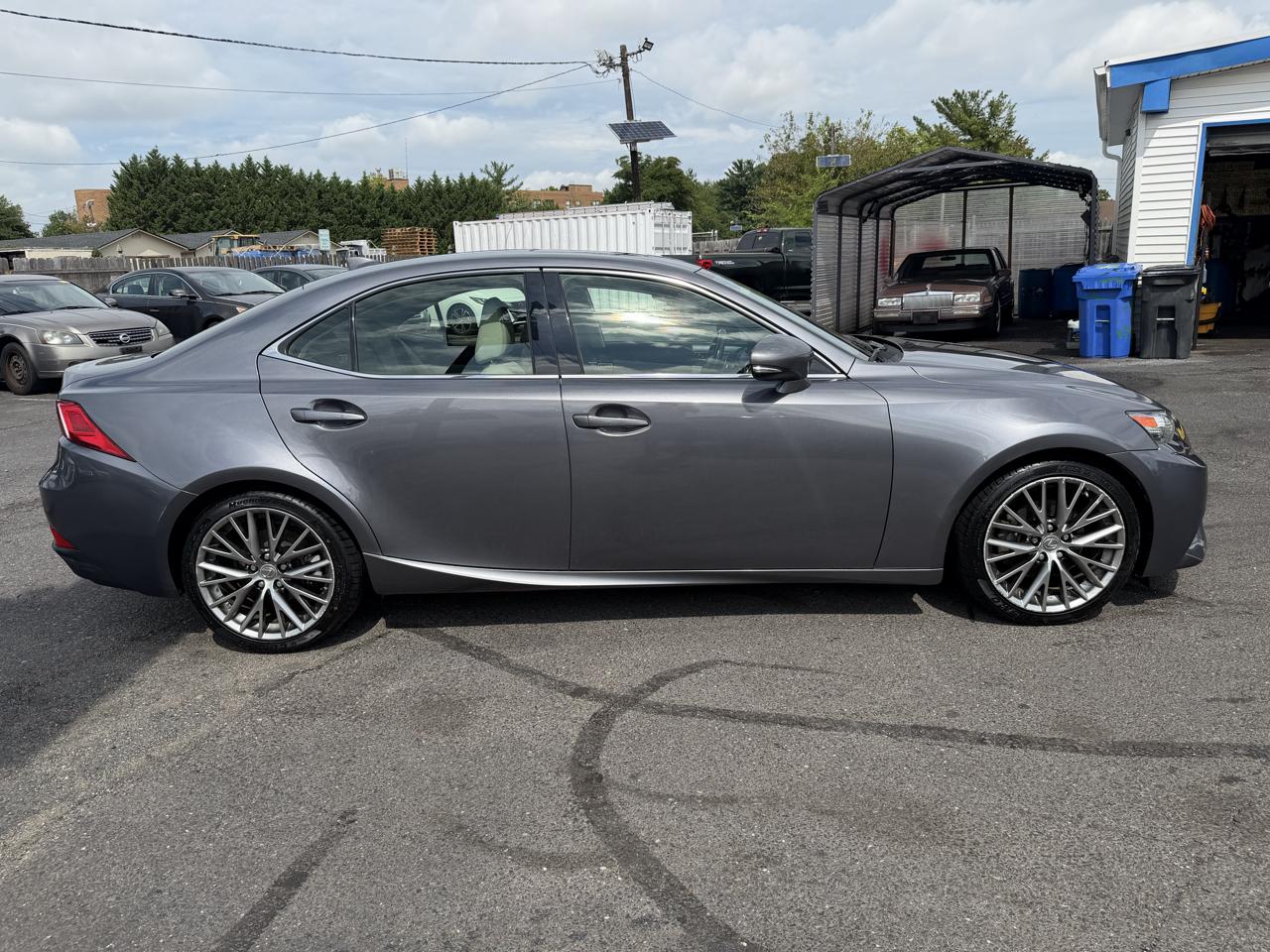 Lexus IS 250 4dr Sport Sdn Auto AWD 2014