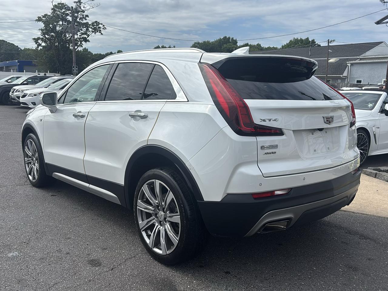 Cadillac XT4 AWD 4dr Premium Luxury 2019