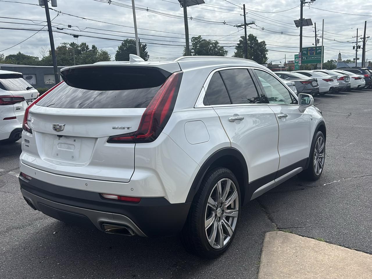 Cadillac XT4 AWD 4dr Premium Luxury 2019
