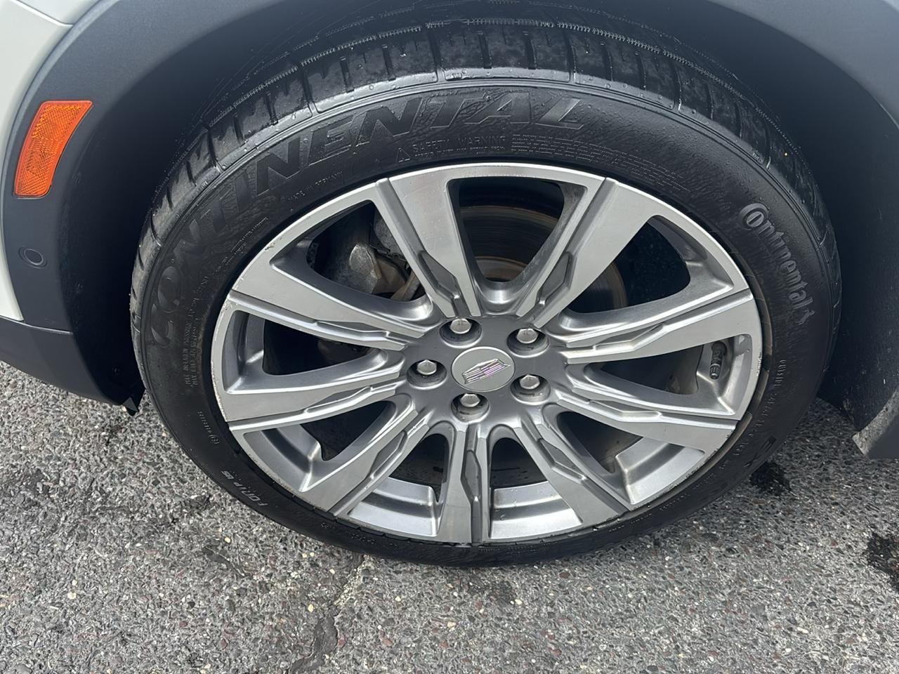 Cadillac XT4 AWD 4dr Premium Luxury 2019