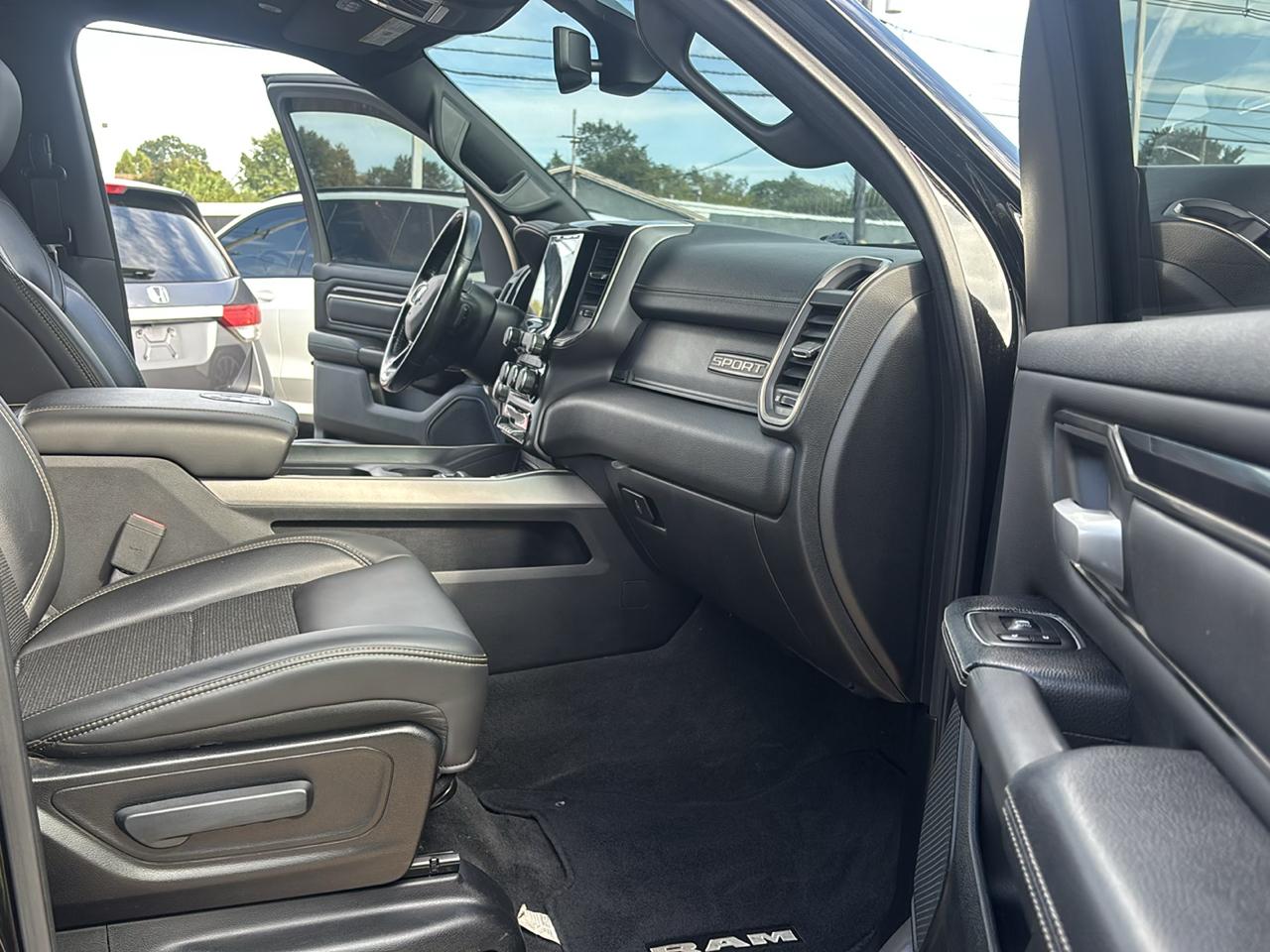 RAM 1500 Rebel 4x4 Crew Cab 5'7" Box 2019