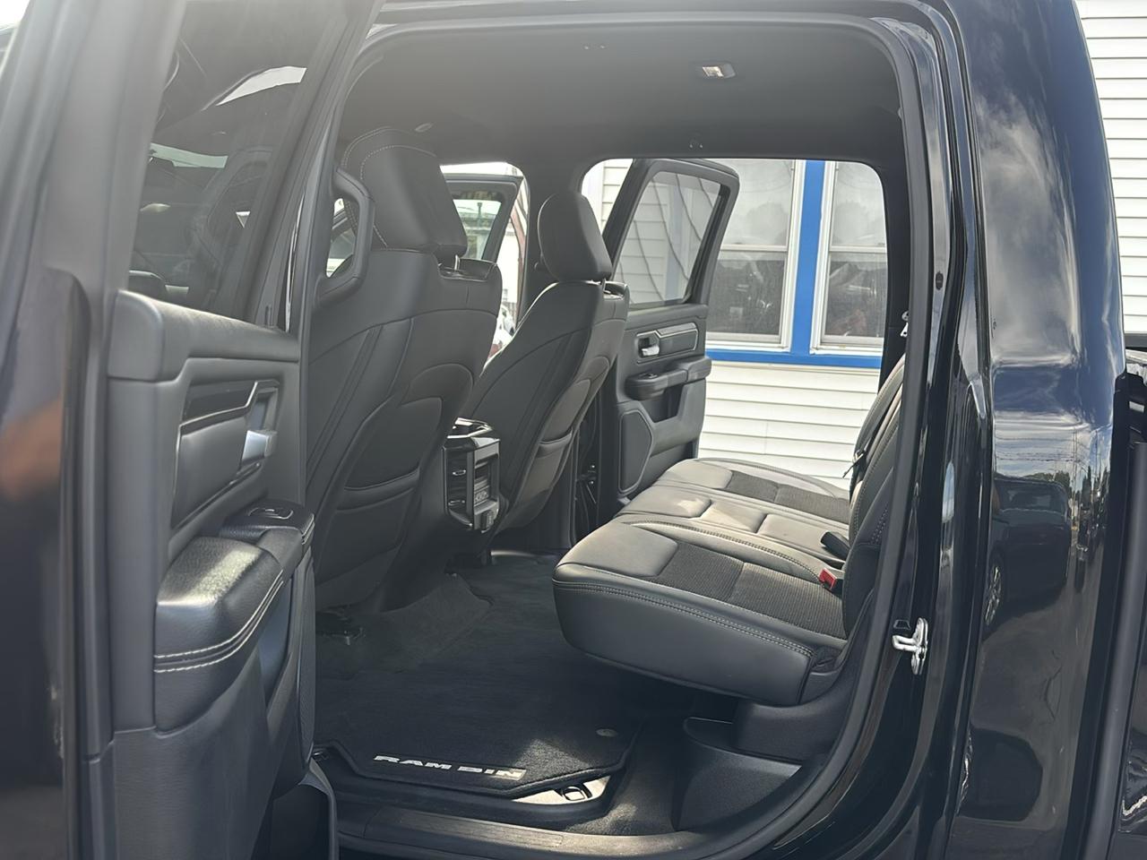 RAM 1500 Rebel 4x4 Crew Cab 5'7" Box 2019