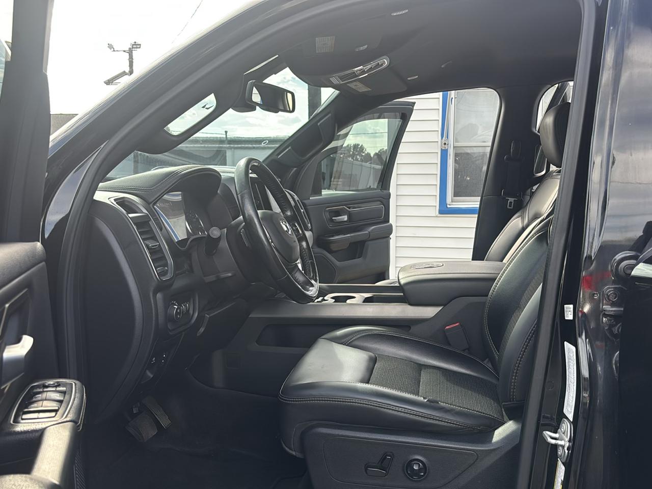 RAM 1500 Rebel 4x4 Crew Cab 5'7" Box 2019