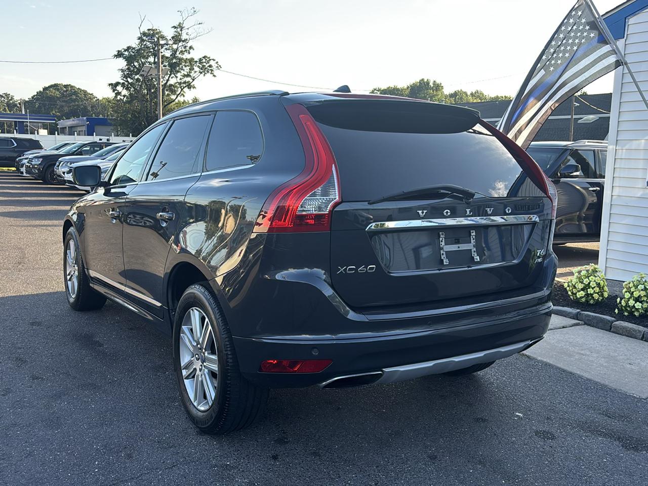 Volvo XC60 AWD 4dr T6 Drive-E 2016