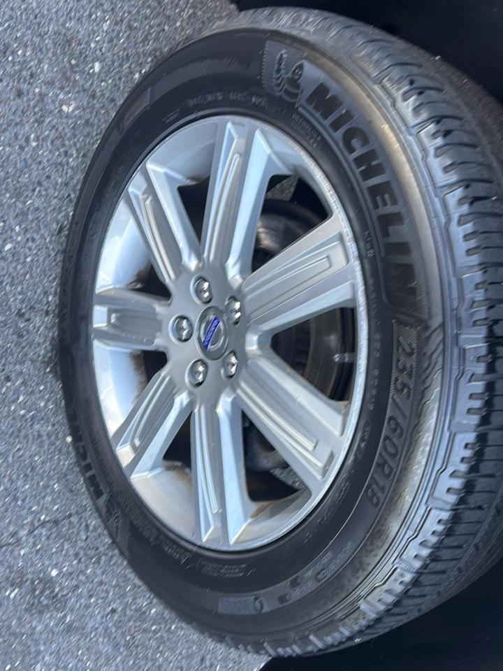 Volvo XC60 AWD 4dr T6 Drive-E 2016