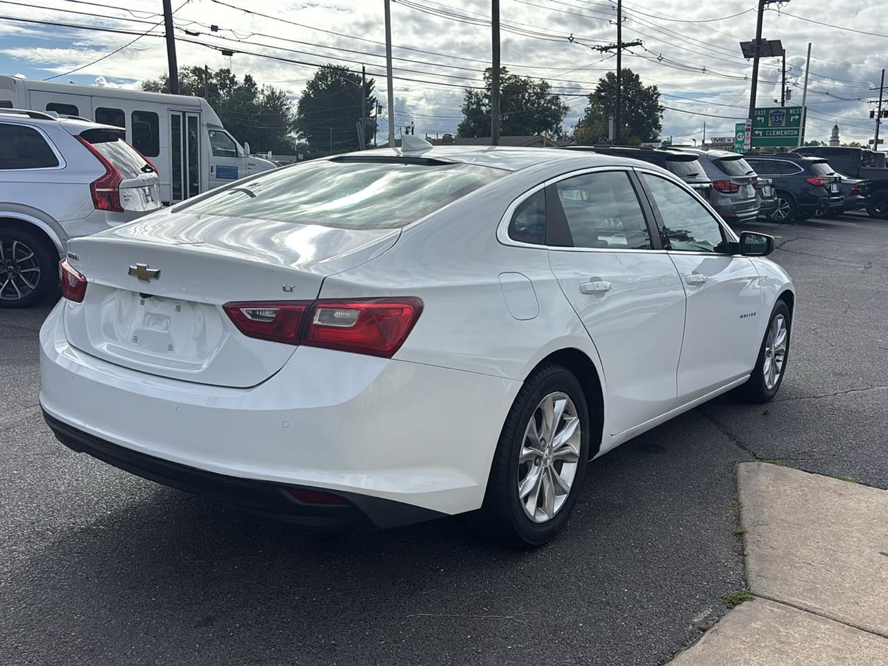 Chevrolet Malibu 4dr Sdn 1LT 2023