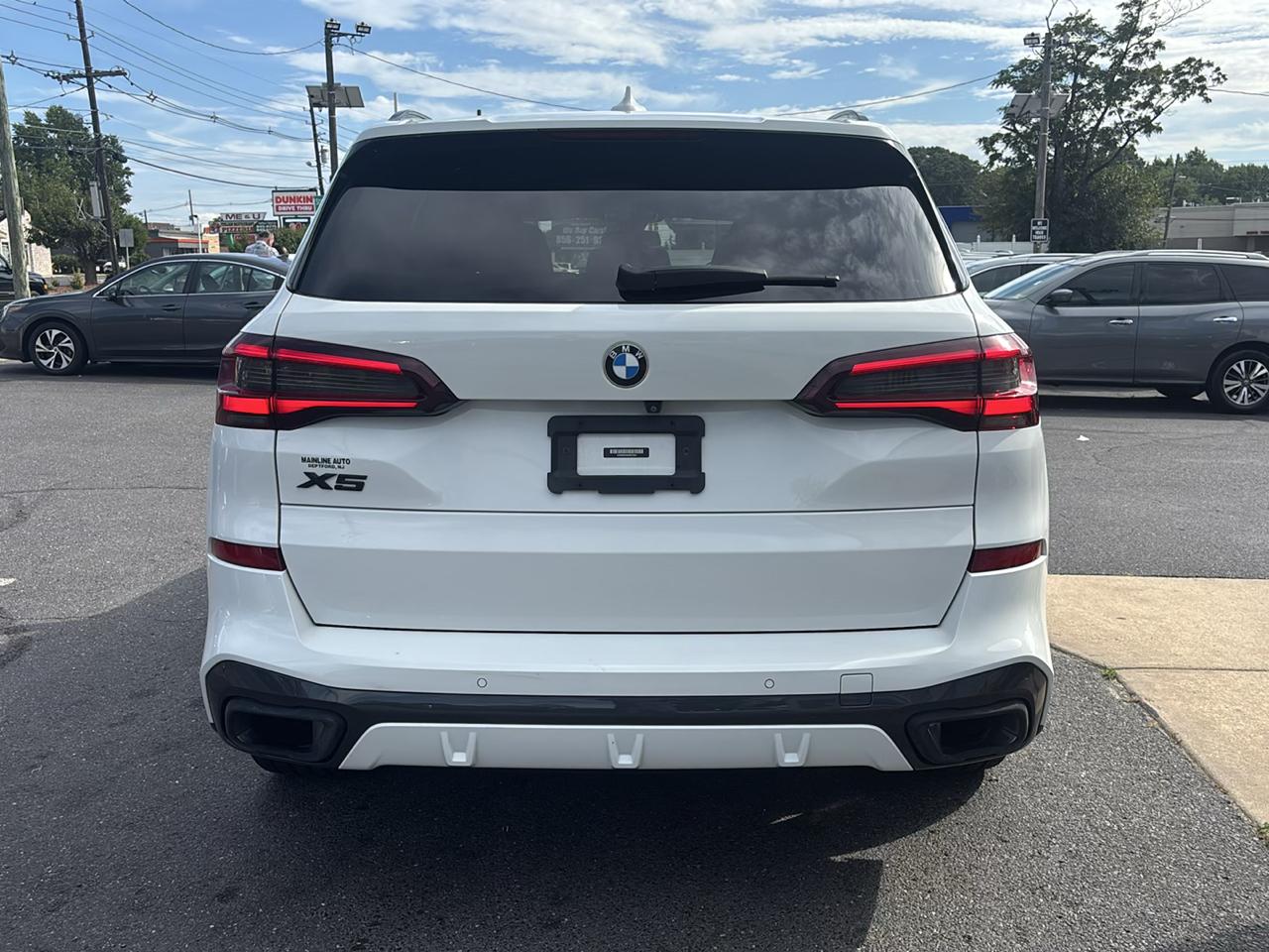 BMW X5 xDrive40i Sports Activity Vehicle 2021