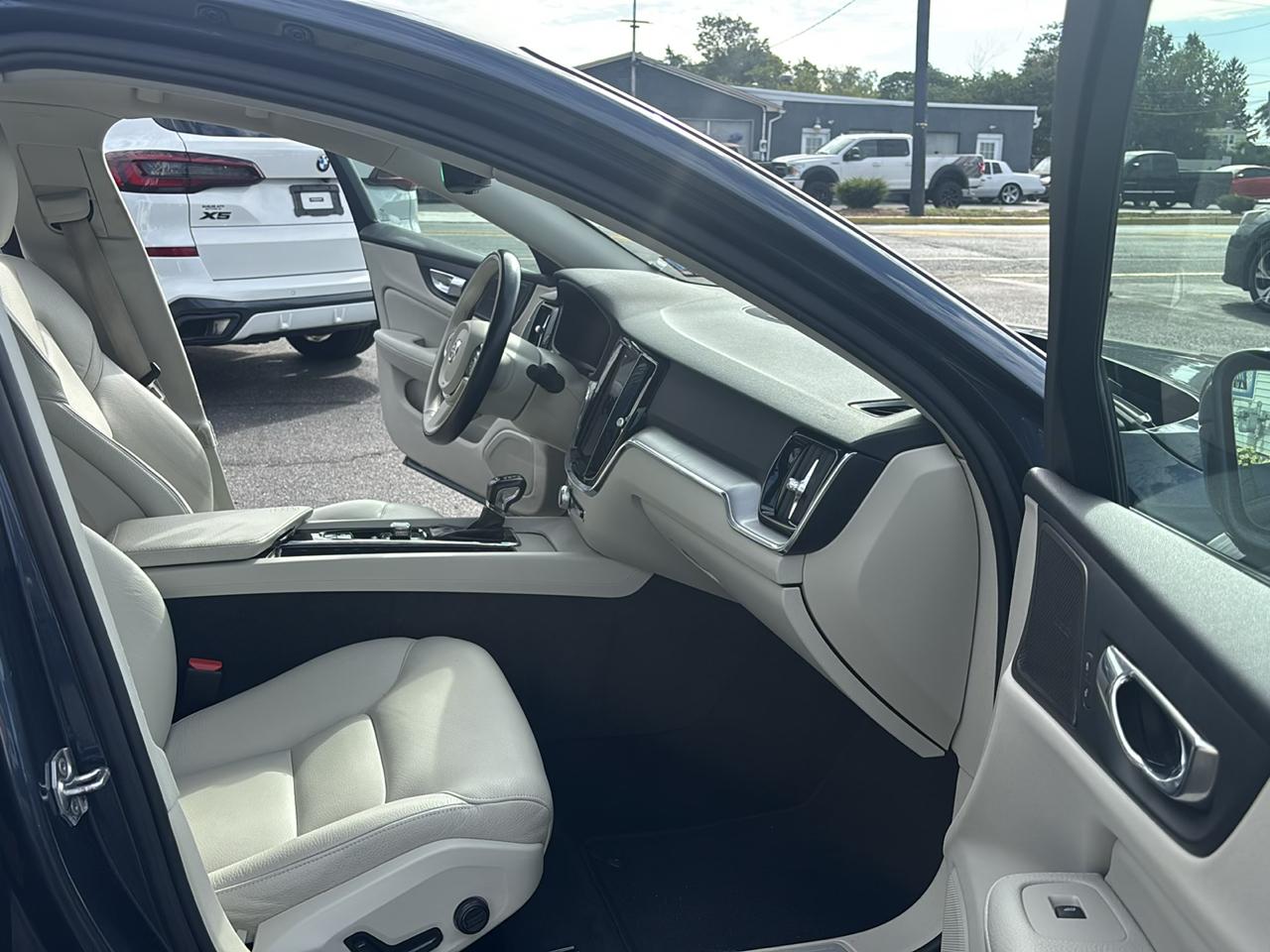 Volvo S60 T6 AWD Momentum 2020