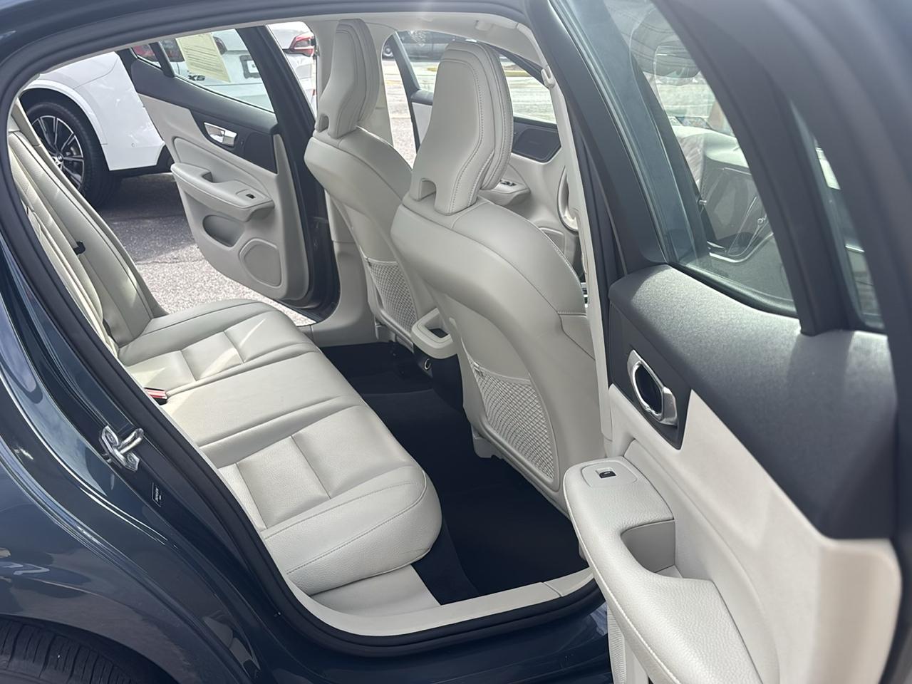 Volvo S60 T6 AWD Momentum 2020