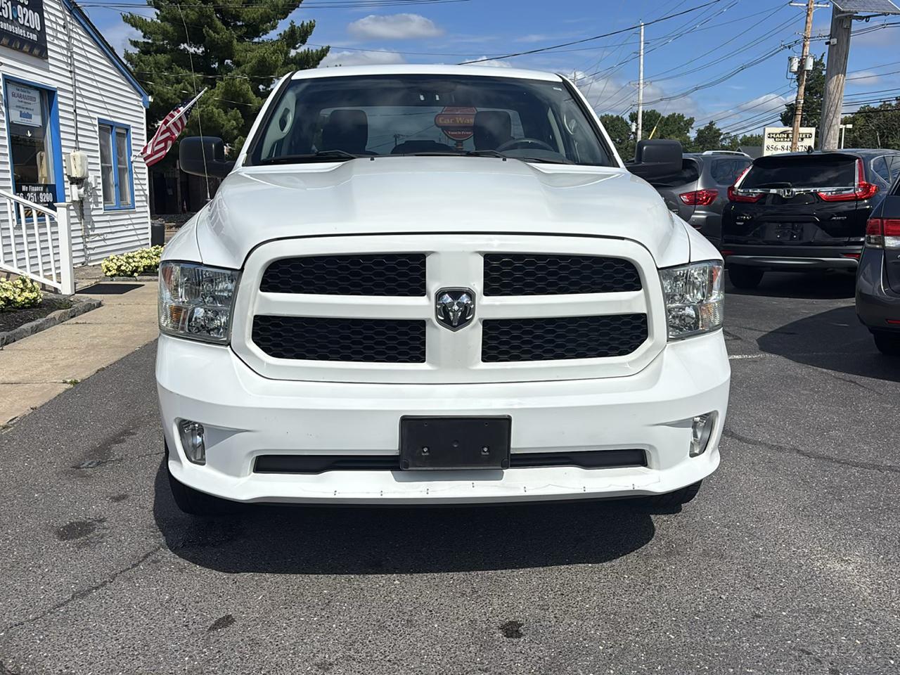 RAM 1500 Express 4x4 Quad Cab 6'4" Box 2018