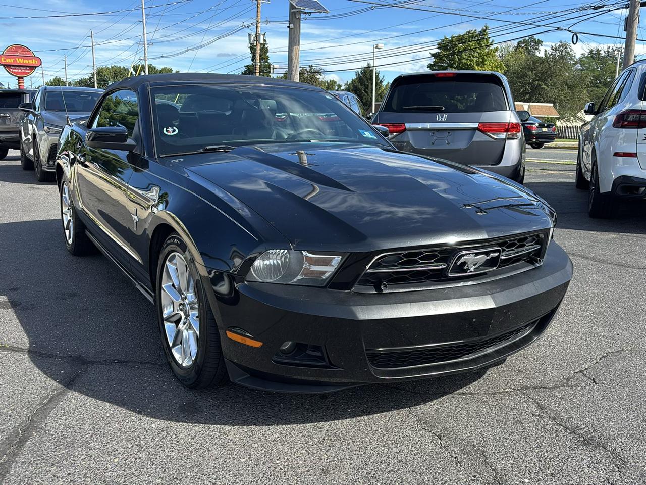 Ford Mustang 2dr Conv V6 2010