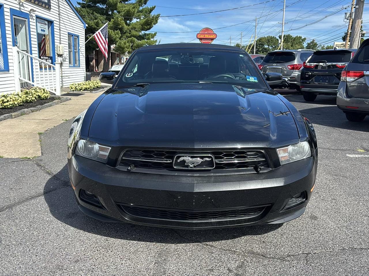 Ford Mustang 2dr Conv V6 2010