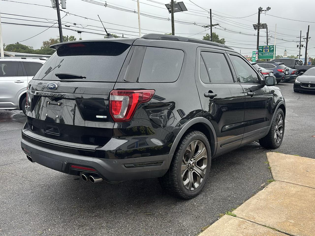 Ford Explorer Sport 4WD 2018